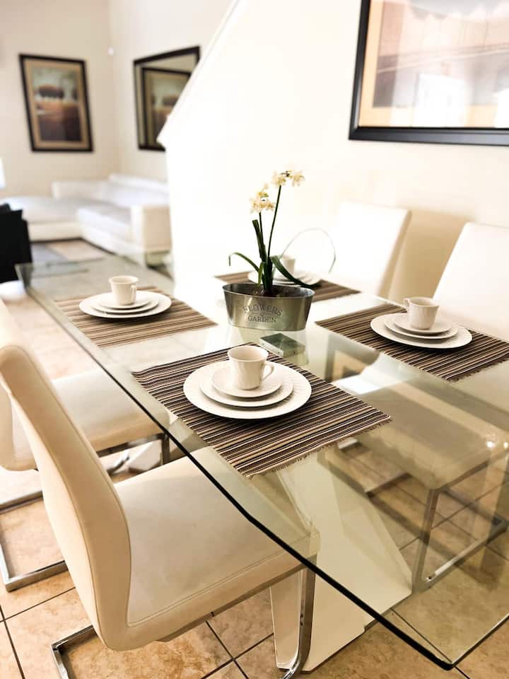 0c5451ed 6112 42d7 816f 52e72a2b04cf