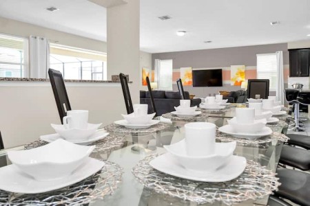 1fe35f9d e376 41e4 b38e c374c735861f (1)