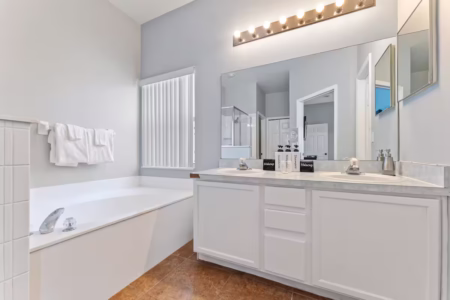 22117419 4e19 4e07 918d 5b90b5d9bbb2