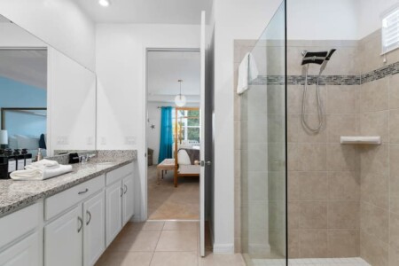 2588f8f2 2297 4e2e 8374 e353a8bc5eb5