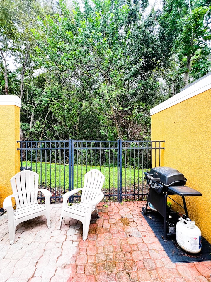 49c2e54a d89e 46ee a914 1e2f7e52856e