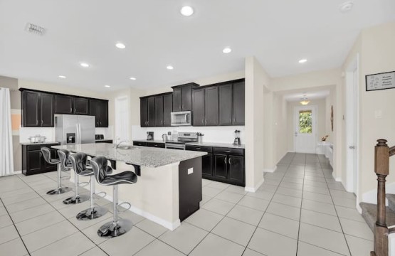 4b471085 8965 43aa 86a4 29ce727250b8