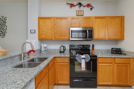 89f6baee 218d 4fa3 b943 6ff3309bbc4c