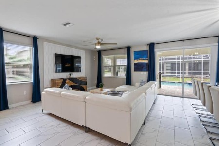 c948c3b3 0f92 4760 9bb3 e47a82030387