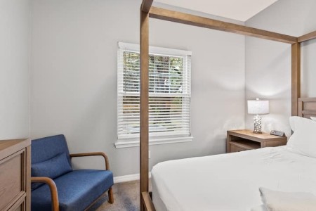 e22e12b2 c581 4357 99b2 e8dc6e141c0d