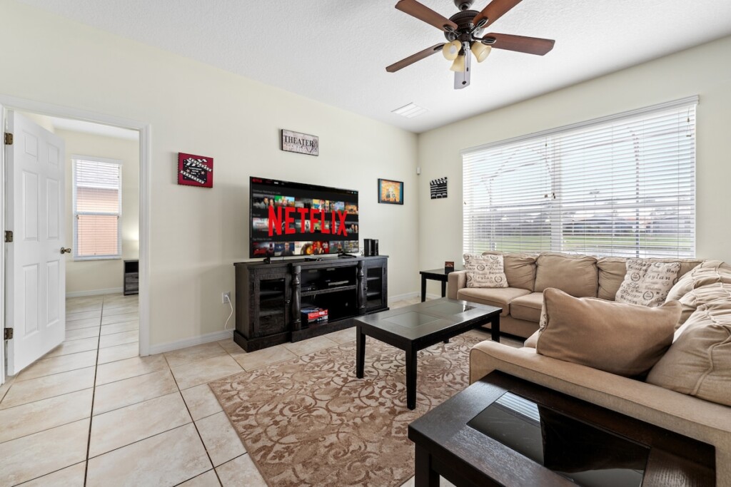 f7b9b9fc 83d7 4327 8cc4 ff54d5c11fc5 (1)